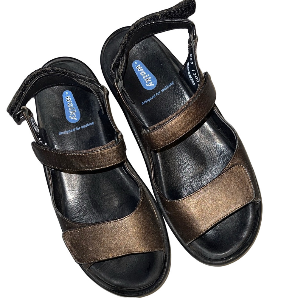 Wolky Bronze Sandals in Black and Brown Size 8